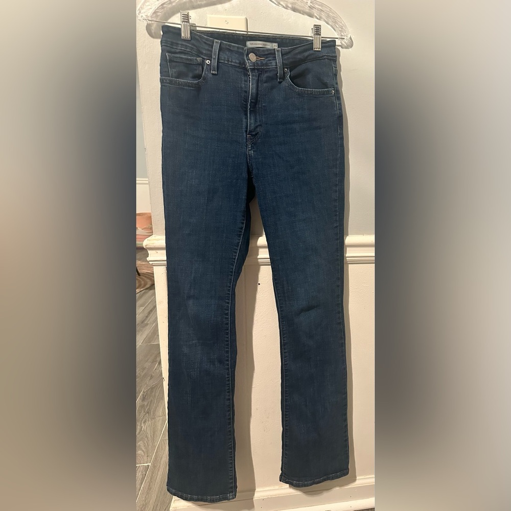 Levi’s Women’s 725 High Rise Boot Cut Jeans